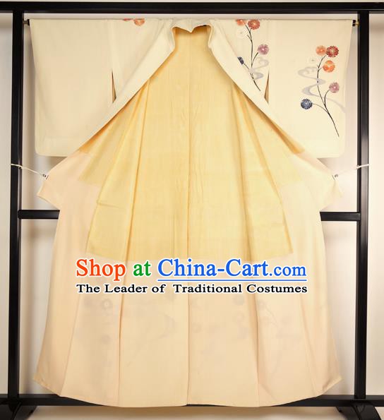 Japan Ancient Furisode Kimonos Traditional Palace Yellow Yukata Dress Formal Costume for Women