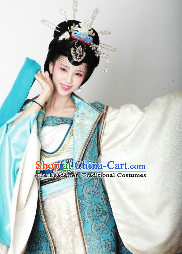 Chinese Traditional Tang Dynasty Imperial Consort Embroidered Replica Costume for Women