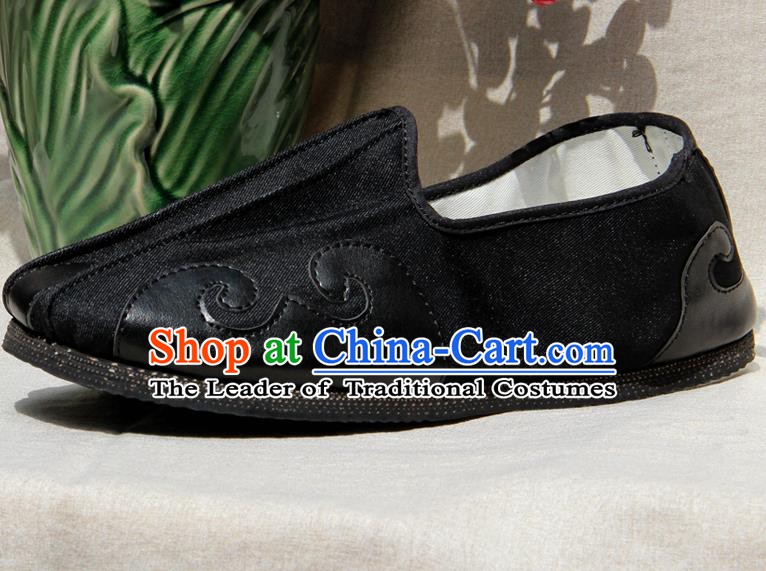 Chinese Traditional Handmade Embroidery Cloth Shoes Martial Arts Shoes Kung Fu Shoes for Men