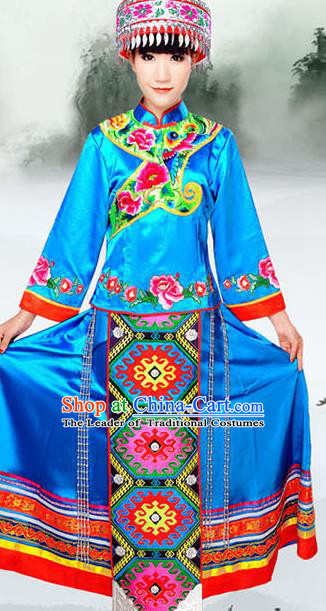 Traditional Chinese Tujia Nationality Dance Costume and Headwear, Tujia Ethnic Pleated Skirt Minority Embroidery Clothing for Women
