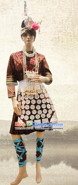 Traditional Chinese Dong Nationality Dance Costume and Headwear, China Ethnic Minority Embroidery Clothing and Headdress for Women