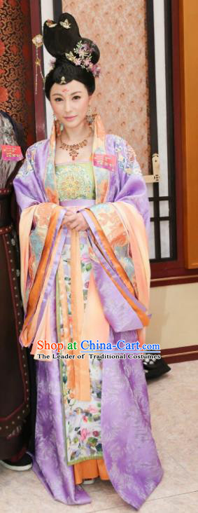 Chinese Ancient Palace Lady Hanfu Tang Dynasty Imperial Concubine Queen Embroidered Historical Costumes for Women