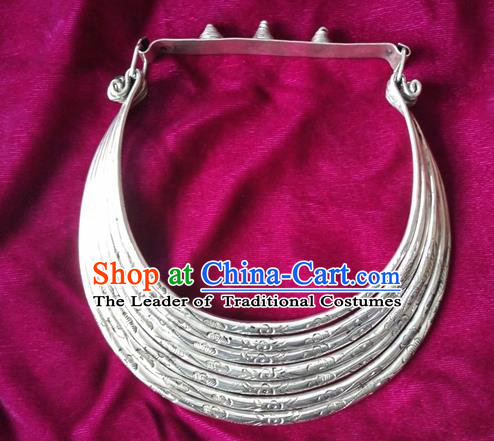 Chinese Miao Nationality Ornaments Sliver Necklace Traditional Hmong Necklet Jewelry for Women