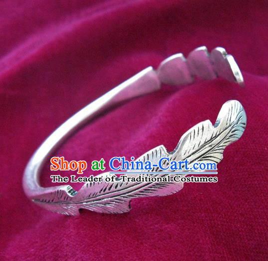Handmade Chinese Miao Nationality Carving Feather Bracelet Traditional Hmong Sliver Bangle for Women
