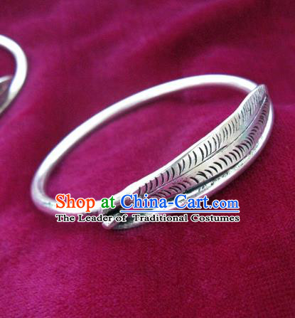 Handmade Chinese Miao Nationality Carving Leaf Bracelet Traditional Hmong Sliver Bangle for Women