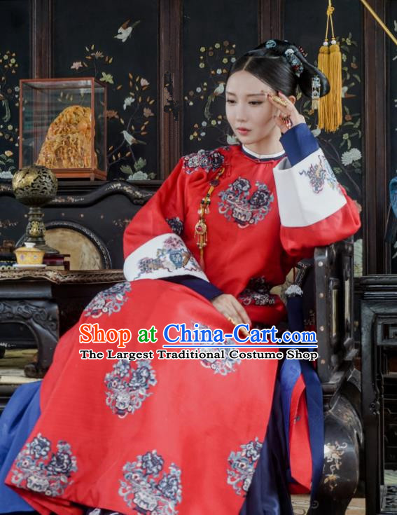 Chinese Ancient Qing Dynasty Manchu Imperial Consort Story of Yanxi Palace Embroidered Costumes and Headpiece for Women