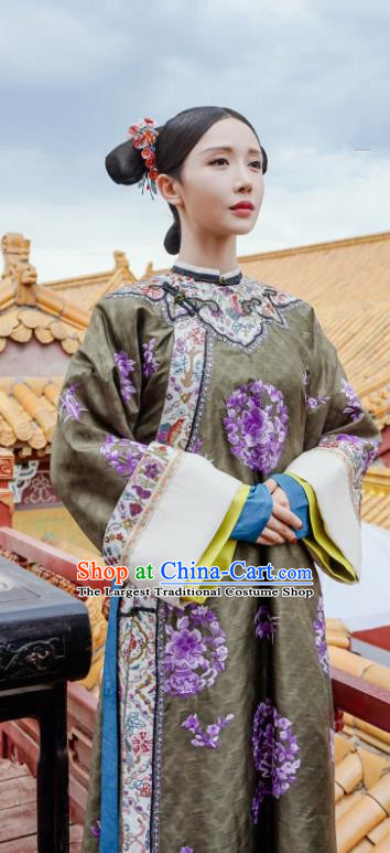 Ancient Chinese Qing Dynasty Imperial Consort Story of Yanxi Palace Embroidered Costumes and Headpiece for Women