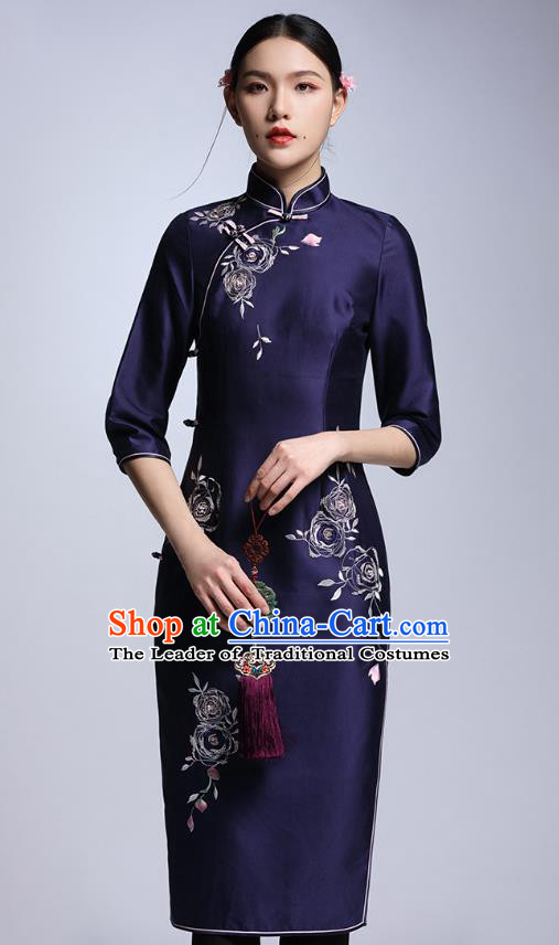 Chinese Traditional Tang Suit Embroidered Navy Cheongsam China National Qipao Dress for Women