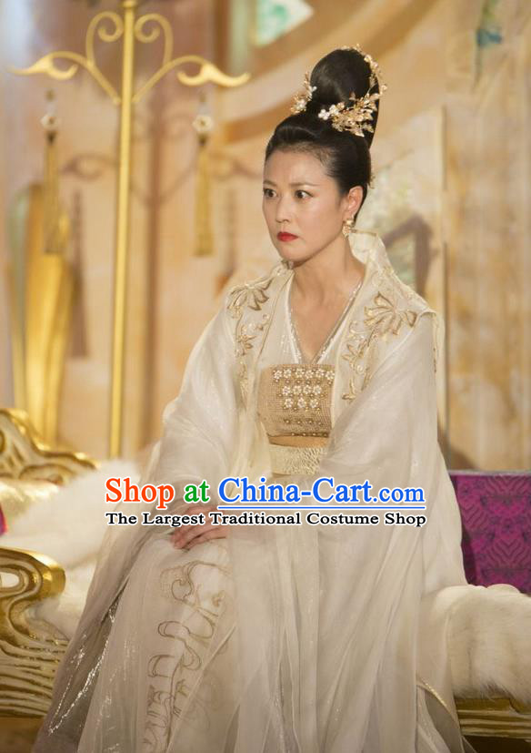 The Honey Sank Like Frost Chinese Ancient Costumes Traditional Queen Hanfu Dress