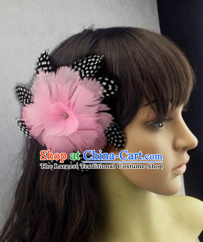 Top Rio Carnival Pink Feather Hair Accessories Halloween Catwalks Dance Hair Claw for Women