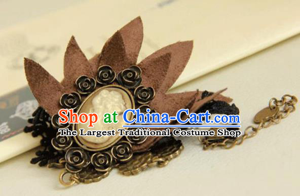 Top Grade Handmade Halloween Cosplay Gothic Lily Flower Bracelet Fancy Ball Bangle Accessories for Women