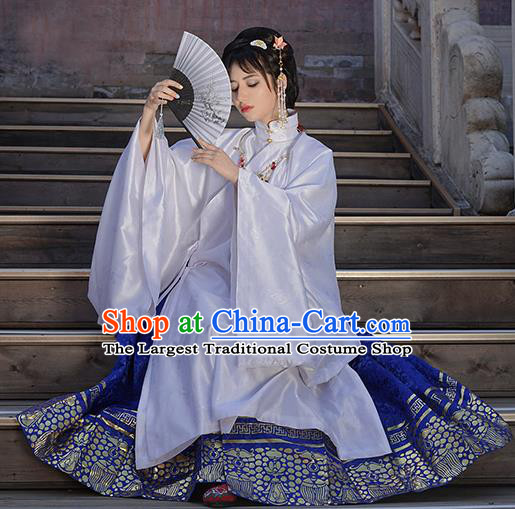 Asian Chinese Ming Dynasty Court Countess White Hanfu Dress Traditional Ancient Imperial Concubine Costumes for Women