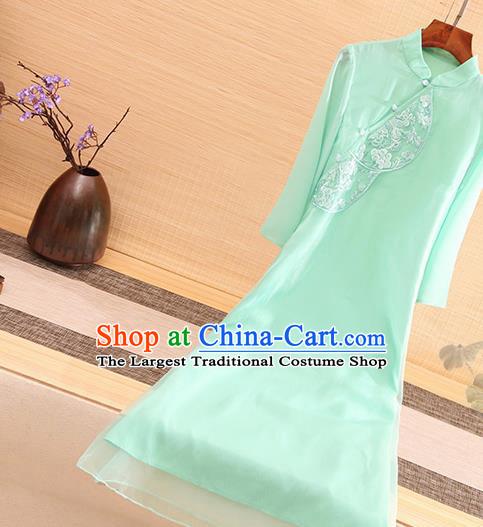 Traditional Chinese Tang Suit Embroidered Green Cheongsam National Costume Qipao Dress for Women