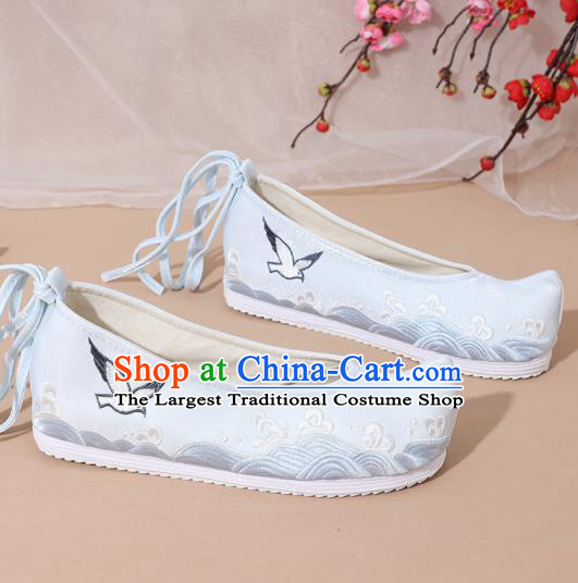Chinese National Blue Embroidered Shoes Ancient Traditional Princess Shoes Hanfu Shoes for Women