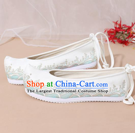 Chinese National Embroidered Waves White Shoes Ancient Traditional Princess Shoes Hanfu Shoes for Women