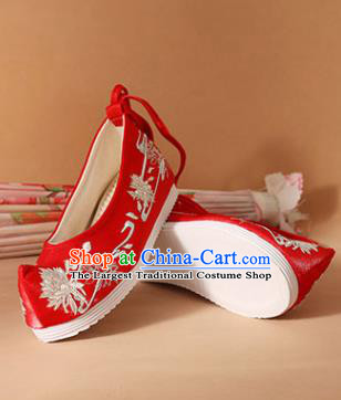 Chinese National Embroidered Chrysanthemum Red Shoes Ancient Traditional Princess Shoes Wedding Hanfu Shoes for Women