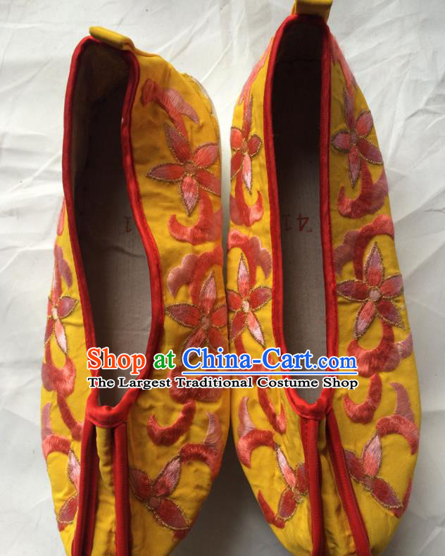 Chinese Beijing Opera Princess Yellow Shoes Traditional Peking Opera Diva Embroidered Shoes for Women