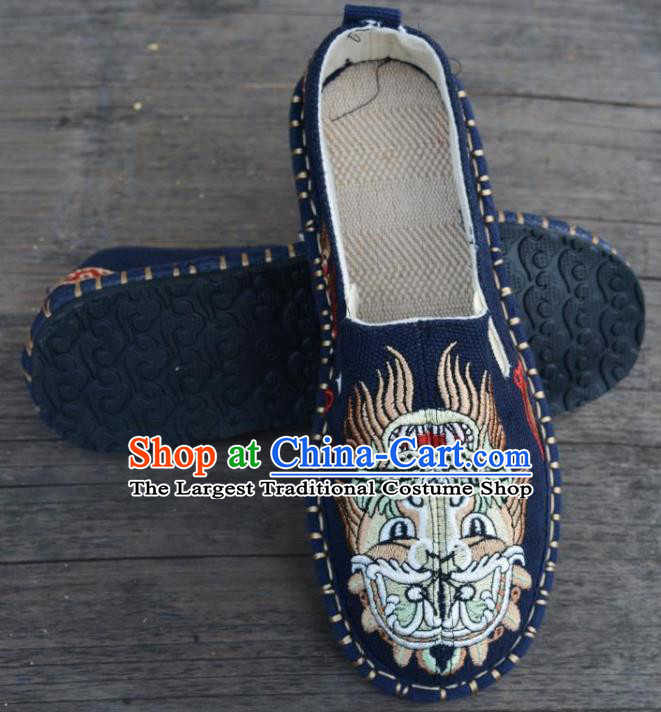 Traditional Chinese Martial Arts Embroidered Lion Shoes Handmade Navy Flax Shoes National Multi Layered Cloth Shoes for Men