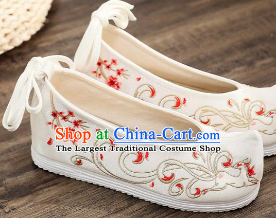 Traditional Chinese Embroidered Deer White Shoes Handmade Cloth Shoes National Cloth Shoes for Women
