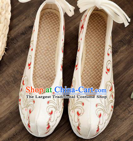 Traditional Chinese Embroidered Deer White Shoes Handmade Cloth Shoes National Cloth Shoes for Women
