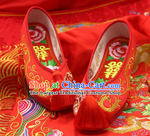 Traditional Chinese Handmade Embroidered Phoenix Peony Red Shoes Hanfu Wedding Shoes National Cloth Shoes for Women