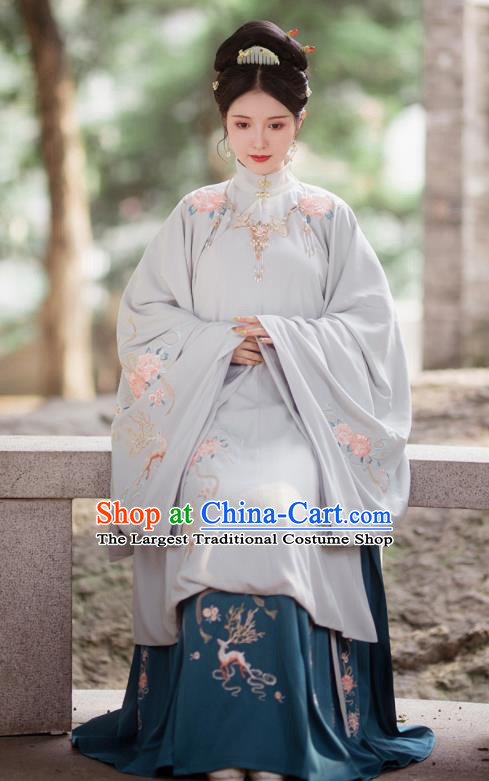 Traditional Chinese Ming Dynasty Nobility Dowager Replica Costumes Ancient Royal Lady Hanfu Dress for Women