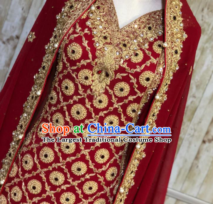 South Asia Pakistan Islam Bride Red Costumes Traditional Pakistani Hui Nationality Wedding Luxury Embroidered Dress for Women