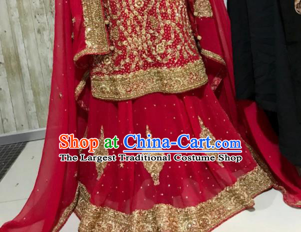 South Asia Pakistan Muslim Bride Red Veil Embroidered Dress Traditional Pakistani Hui Nationality Islam Wedding Costumes for Women