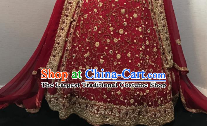 South Asia Pakistan Court Queen Wedding Red Embroidered Dress Traditional Pakistani Hui Nationality Islam Bride Costumes for Women