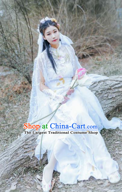 Chinese Cosplay Female Swordsman White Dress Ancient Princess Peri Costume for Women