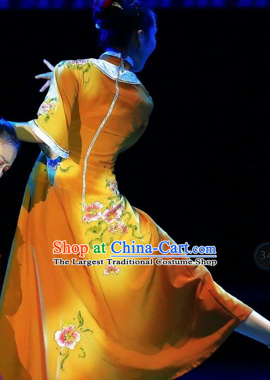 Chinese Female Embroider Dance Yellow Dress Stage Performance Costume and Headpiece for Women