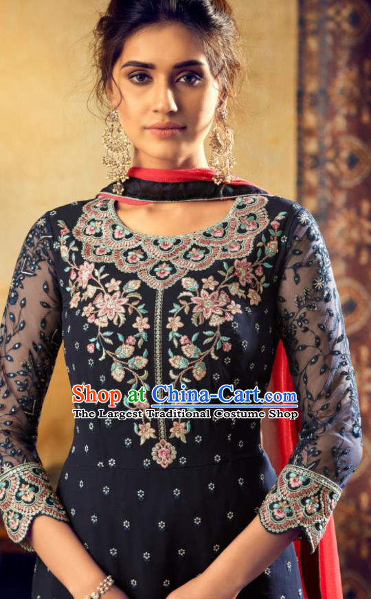 Asian Indian Punjabis Embroidered Navy Skirt and Blouse India Traditional Lehenga Choli Costumes Complete Set for Women