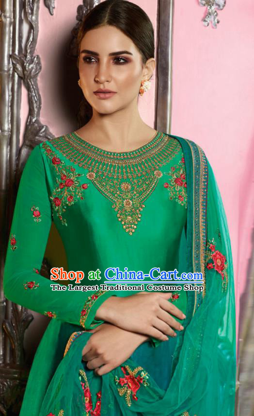 Asian Indian Punjabis Embroidered Green Satin Blouse and Pants India Traditional Lehenga Choli Costumes Complete Set for Women