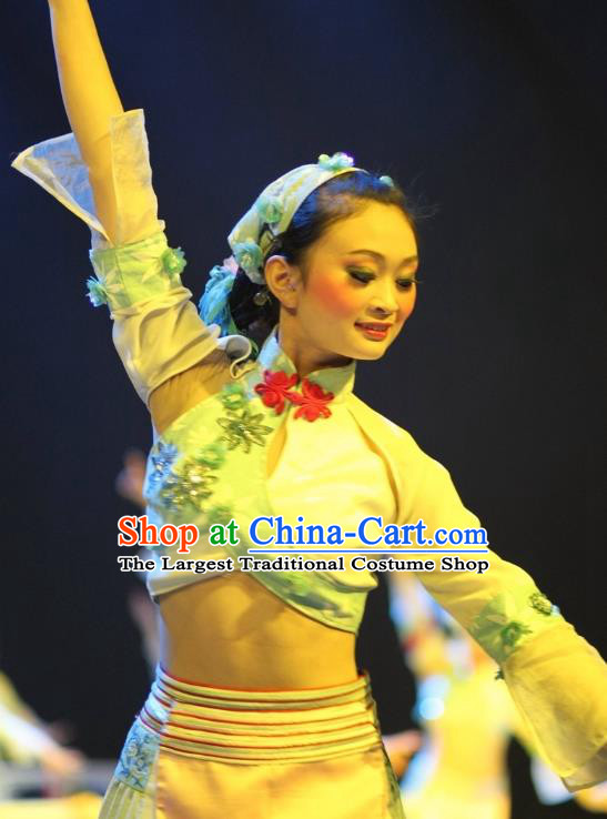 Chinese Impression of Suzhou Folk Dance Dress Stage Performance Costume and Headpiece for Women