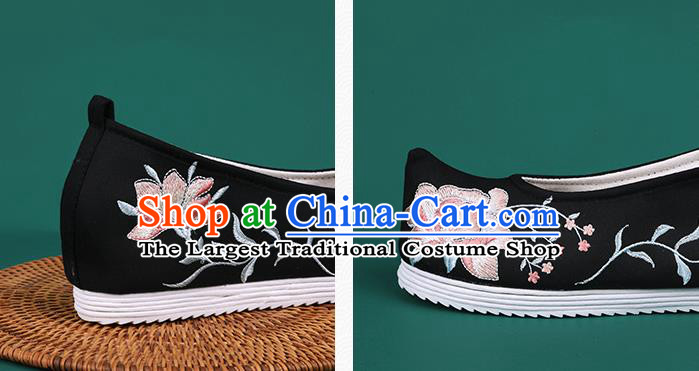 Chinese Traditional Wedding Embroidered Peony Black Shoes Hanfu Shoes Princess Shoes for Women