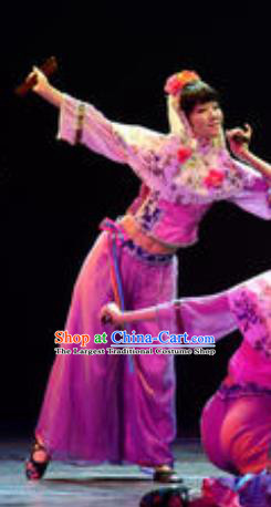 Gucuo Marriage Chinese Folk Dance Dress Stage Performance Dance Costume and Headpiece for Women