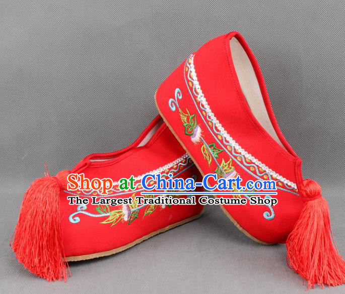 Asian Chinese Beijing Opera Princess Red Embroidered Shoes Ancient Hanfu Shoes for Women