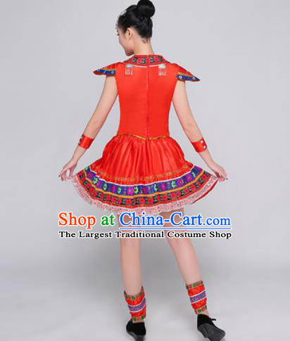 Traditional Chinese Miao Nationality Folk Dance Red Dress Hmong National Ethnic Costume for Women