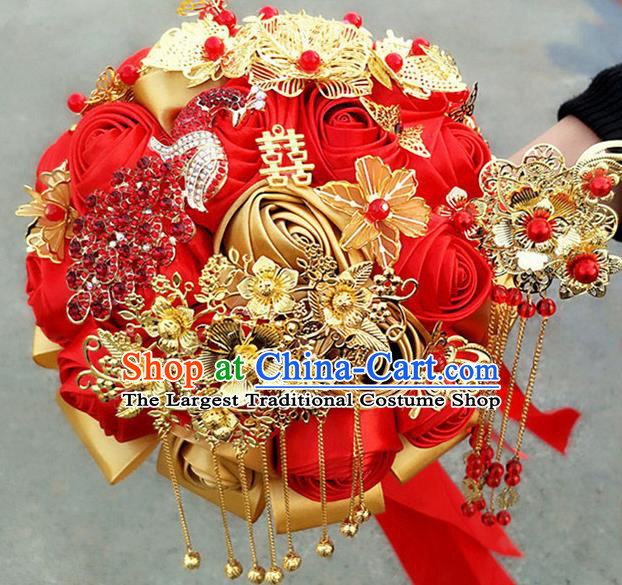 Chinese Traditional Wedding Bridal Bouquet Red Rose Flowers Bunch for Women