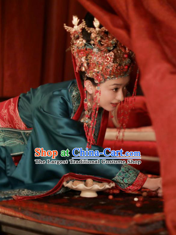 Drama The Story Of MingLan Chinese Ancient Song Dynasty Marquise Wedding Embroidered Historical Costume and Headpiece for Women