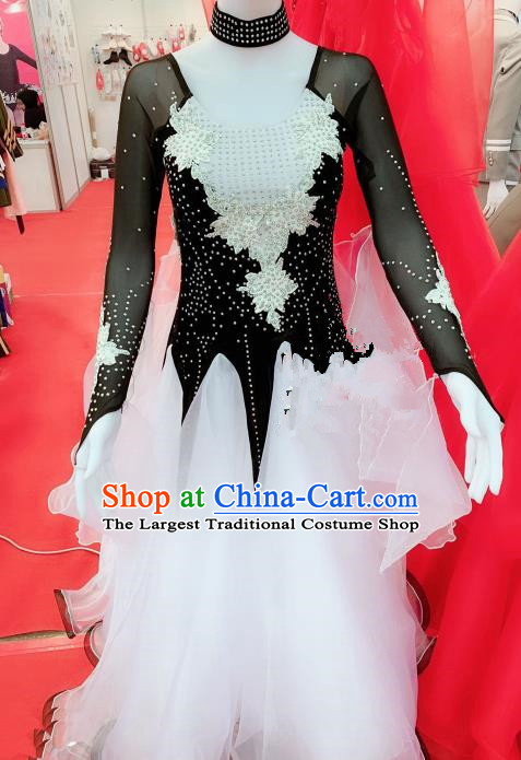 Chinese Traditional Chorus Opening Dance White Dress Modern Dance Stage Performance Costume for Women