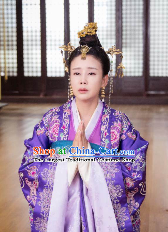 Chinese Ancient Drama Queen Dugu Northern Zhou Dynasty Queen Dowager Embroidered Historical Costume and Headpiece for Women