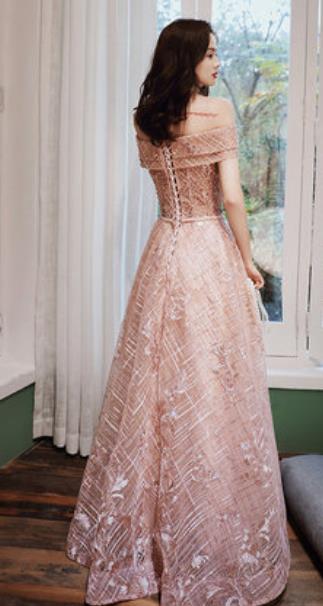 Top Grade Modern Fancywork Embroidered Pink Formal Dress Compere Catwalks Costume for Women