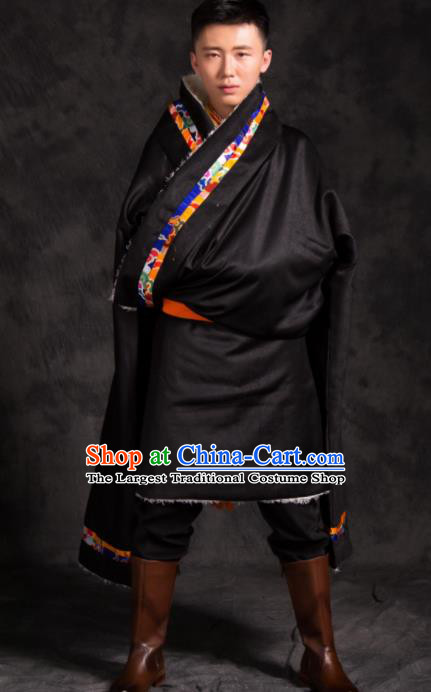 Chinese Traditional Tibetan Black Brocade Robe Zang Nationality Wedding Ethnic Costume for Men