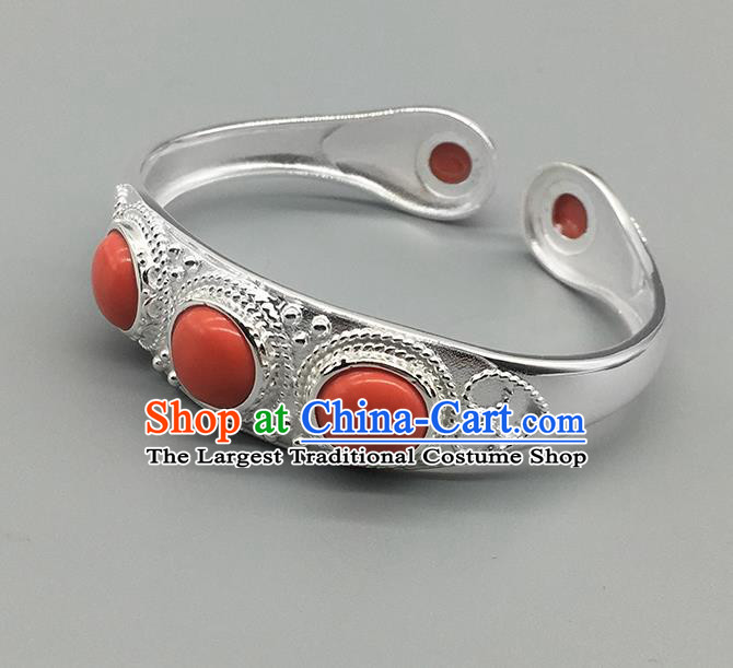 Chinese Traditional Ethnic Coral Stone Bracelet Handmade Mongolian Nationality Sliver Bangle for Women