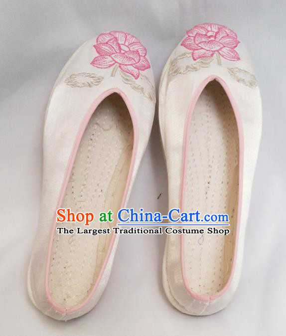 Chinese Ancient Princess Shoes Traditional Satin Shoes Hanfu Shoes White Embroidered Lotus Shoes for Women