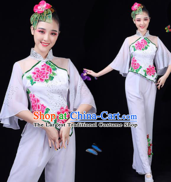 Traditional Chinese Yangko Embroidered White Clothing Folk Dance Fan Dance Stage Performance Costume for Women