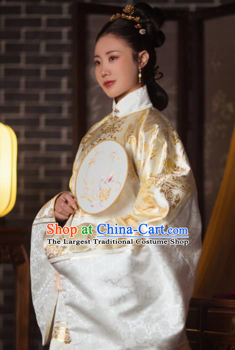 Chinese Ancient Ming Dynasty Court Dowager White Hanfu Dress Traditional Imperial Lady Embroidered Historical Costume for Women