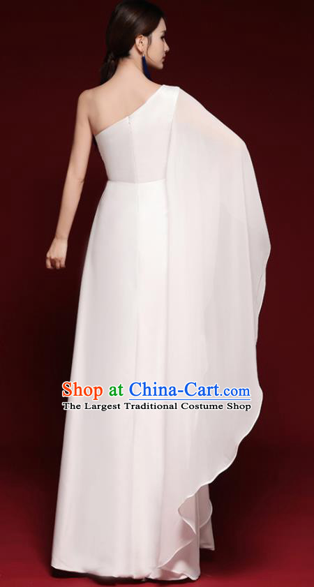 Chinese National Catwalks Costume Embroidered White Cheongsam Traditional Tang Suit Qipao Dress for Women