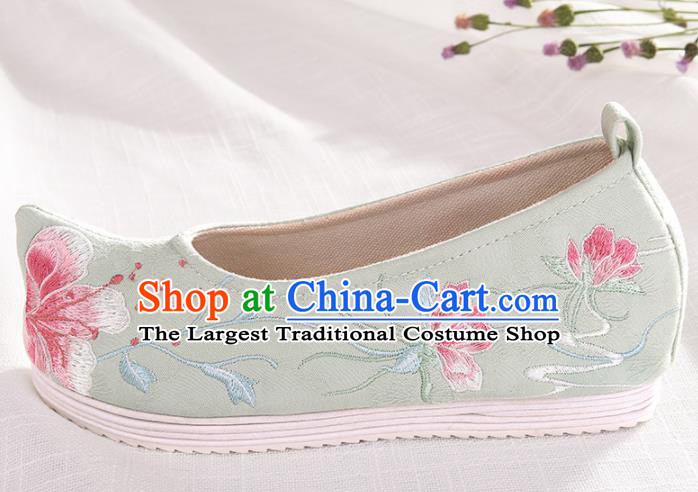Chinese Traditional Green Embroidered Flowers Shoes Hanfu Cloth Shoes Handmade Ancient Princess Shoes for Women